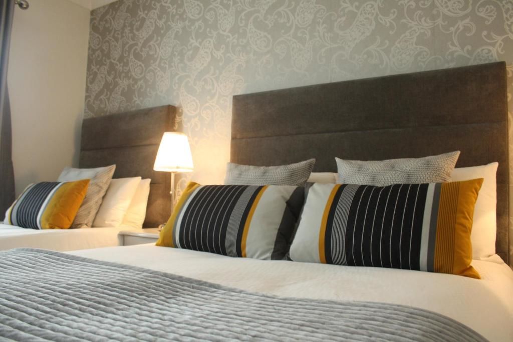 Отели типа «постель и завтрак» Doonard Manor B&B Craughwell